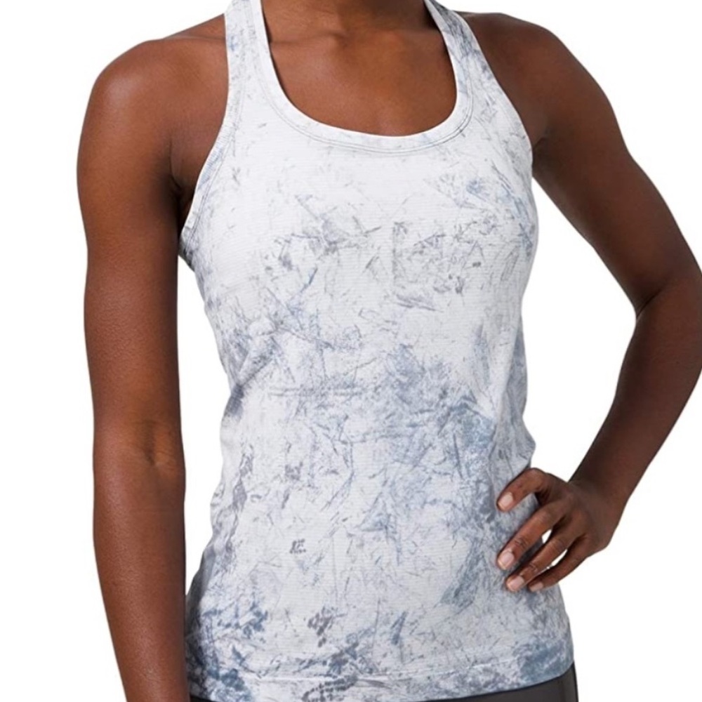 Lululemon SWIFTLY TECH RACERBACK 2.0 - Size 4